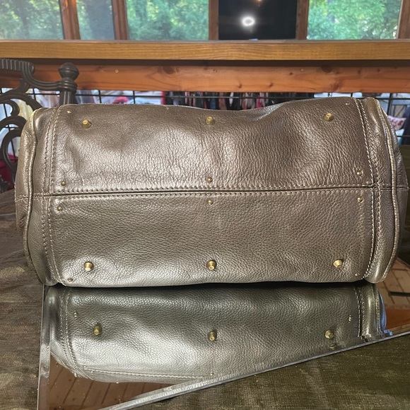 *HARD TO FIND COLOR* Chloe Paddington in olive green - Picture 5 of 16